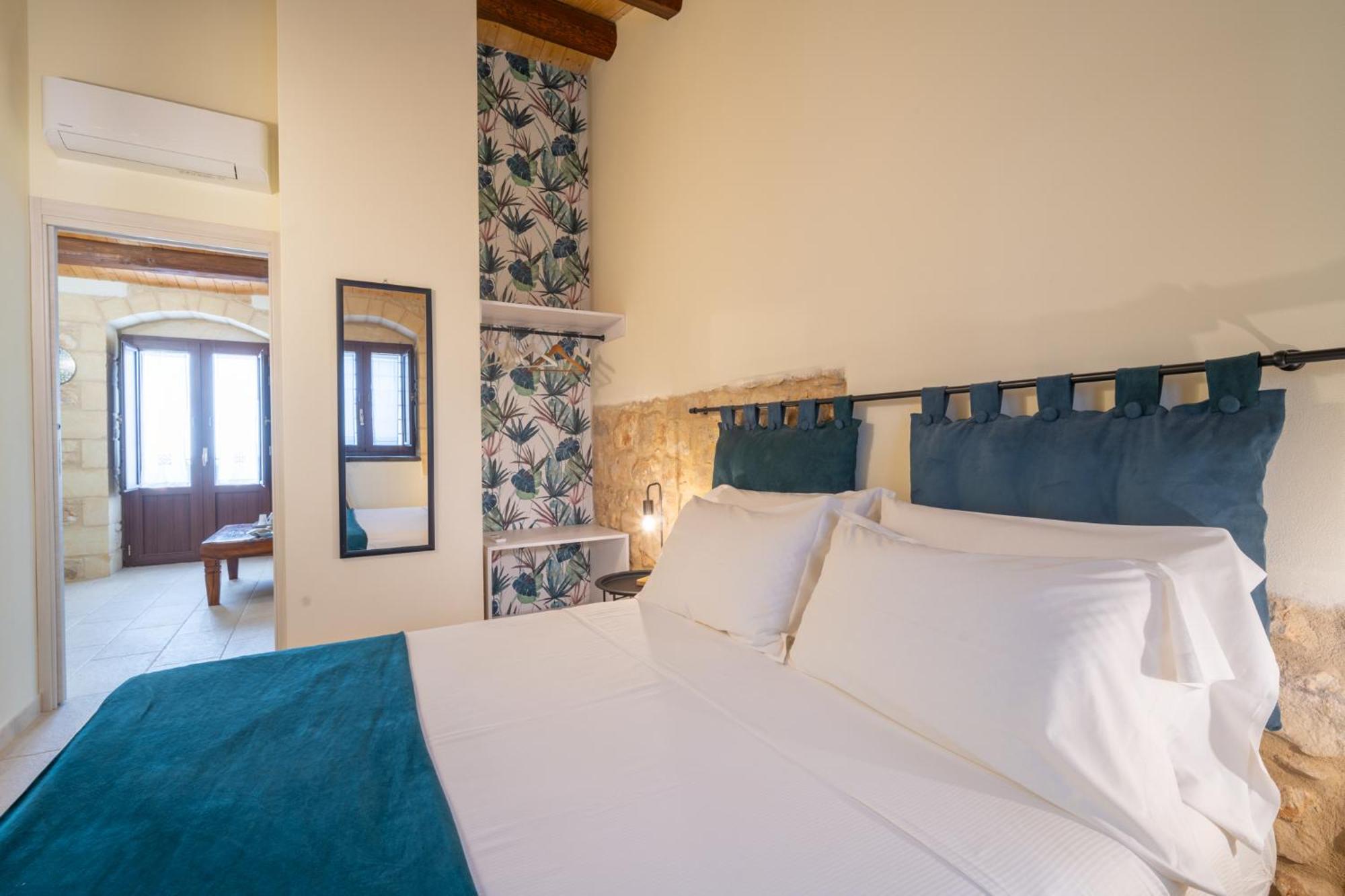 Borgo Monachella Bed & Breakfast Рагуза Стая снимка