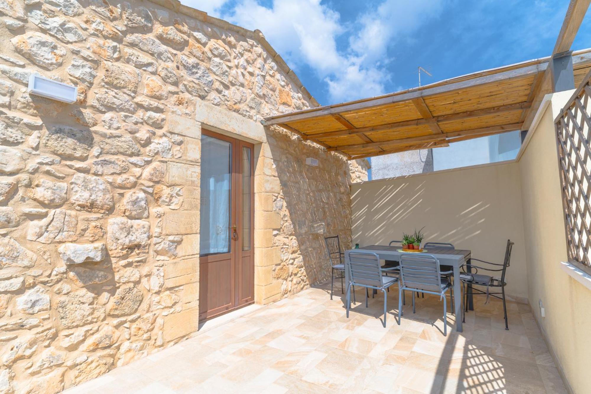 Borgo Monachella Bed & Breakfast Рагуза Стая снимка